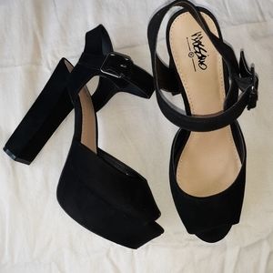 MOSSIMO 👡🖤 High heels sandals with platform 🖤👡